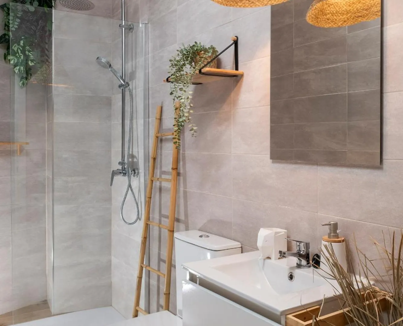 סביליה Calma Muralla House-Two Bedrooms & Two Bathrooms